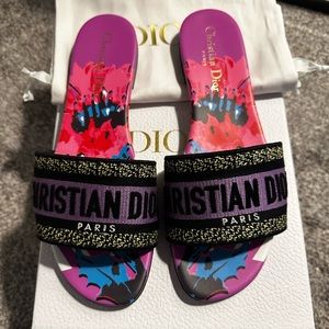 Purple Dway D Flower Pop Embroidered Logo Slide Flat RARE! Limited Edition!